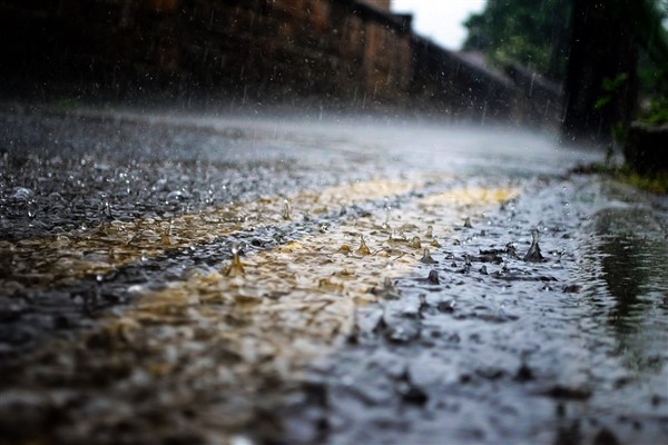 Meteoroloji’den kuvvetli gök gürültülü yağış uyarısı