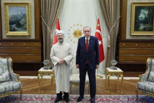 Cumhurbaşkanı Erdoğan, Diyanet İşleri Başkanı Erbaş’ı kabul etti