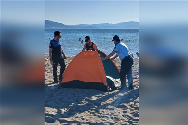 Bursa Büyükşehir Belediyesi’nin zabıta ekiplerinden denetim