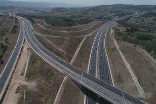 Bakan Uraloğlu, Trabzon’da yapımı süren Güney Çevre Yolu’nu inceledi