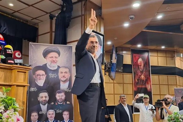 İran’da Mahmud Ahmedinejad’ın cumhurbaşkanlığı adaylığı reddedildi