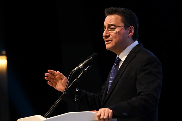 Babacan: Ekonomi yönetiminde şeffaf olmadan enflasyonu düşüremezsiniz