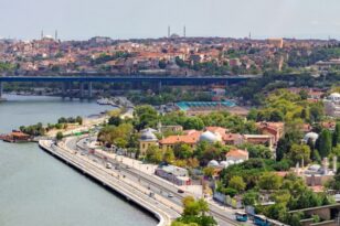 İstanbul Valisi Gül, bayram ziyaretlerini sürdürüyor