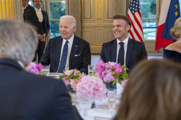 Biden: Fransa ile dostluğumuz neredeyse 250 yıl boyunca devam etti ve yıllarca sürecek