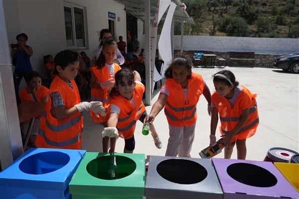 Öğrenciler, Milas Belediyesi Atık Getirme Merkezi’ni ziyaret etti