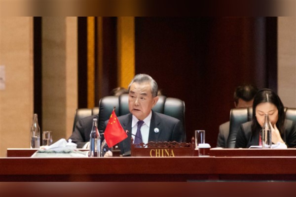 Wang Yi: Zıtlaşma ve çatışmayı kışkırtma girişimleri bölgenin barışını baltalıyor