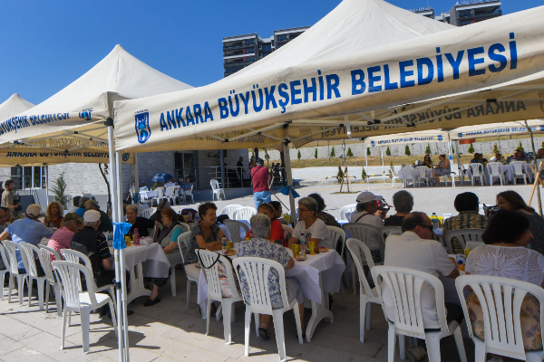 Başkentli emekliler tanıtım toplantısında bir araya geldi