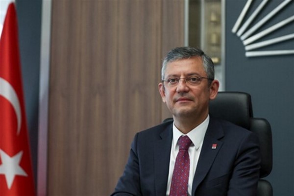 CHP Genel Başkanı Özel, DİSK’in kurucu Genel Başkanı Kemal Türkler’i andı