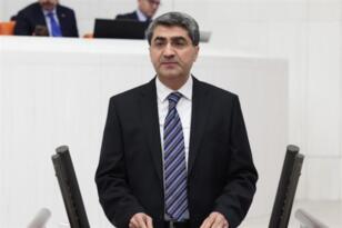 Ekmen: AK Parti eğitim ve kültür politikalarında neden başarısız oluyor?