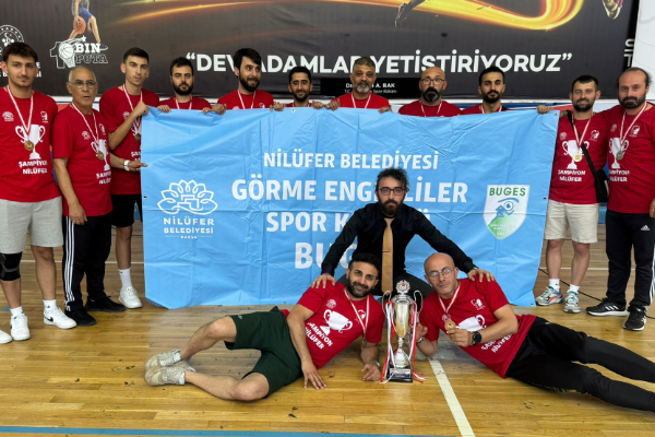 Nilüfer BUGES, B2-B3 Futsal 1 Ligi’nde şampiyon oldu