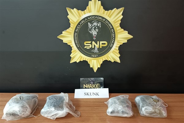 Şanlıurfa’da 2 kilo 650 gram skunk ele geçirildi