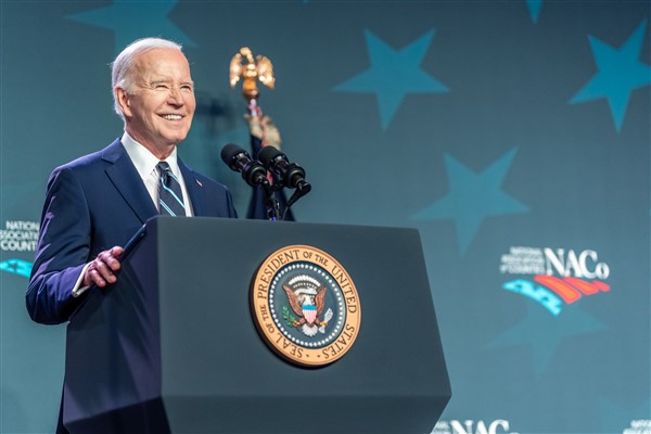 Biden: Hayatım bana özgürlüğü ve demokrasiyi kucaklamayı öğretti