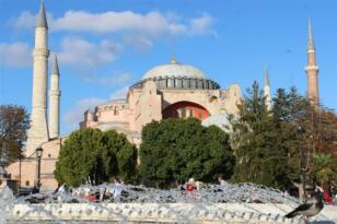 Bakan Işıkhan, Ayasofya-i Kebir Cami-i Şerifi’nin ibadete açılışının yıl dönümünü kutladı