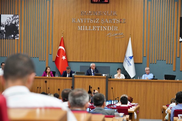 İzmir Büyükşehir Belediyesi meclis toplantısı gerçekleştirildi