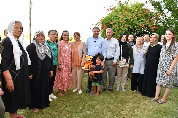 Şanlıurfa Valisi Şıldak, Tülmen ve Kızlar mahallelerini ziyaret etti