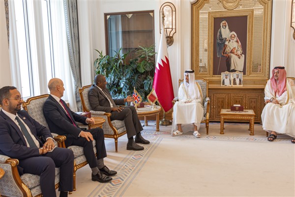 Katar Dışişleri Bakanı Abdurrahman, İngiltere Dışişleri Bakanı Lammy ile görüştü