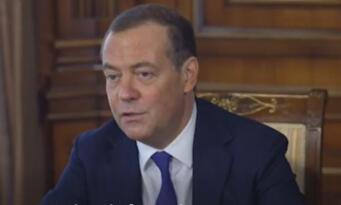 Medvedev: Ukrayna’nın gitmesi ya da NATO’nun gitmesi; ikisi birden daha iyi