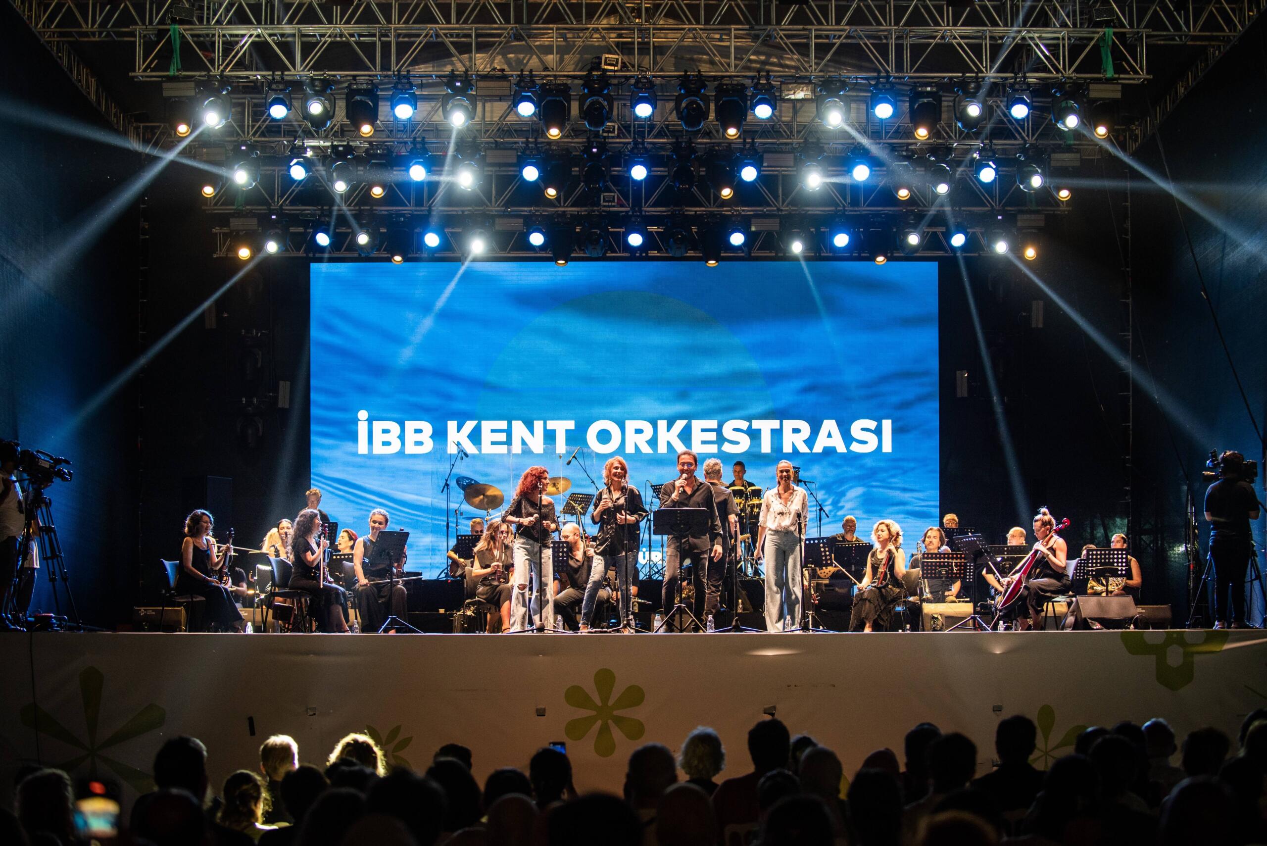 Bursa Festivali’nde İstanbul Büyükşehir Belediyesi Kent Orkestrası sahne aldı