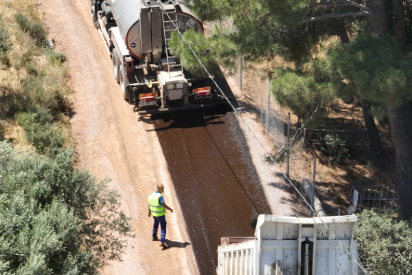 İzmir’de 3 ayda 40 kilometrelik köy yolu yenilendi