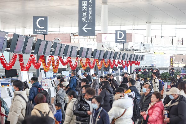 Çin’de uçakla taşınan yolcu sayısının 700 milyona ulaşması bekleniyor