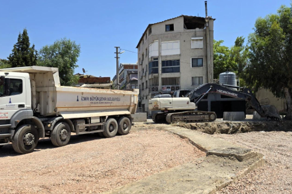 İzmir Büyükşehir, ulaşım yatırımlarını sürdürüyor