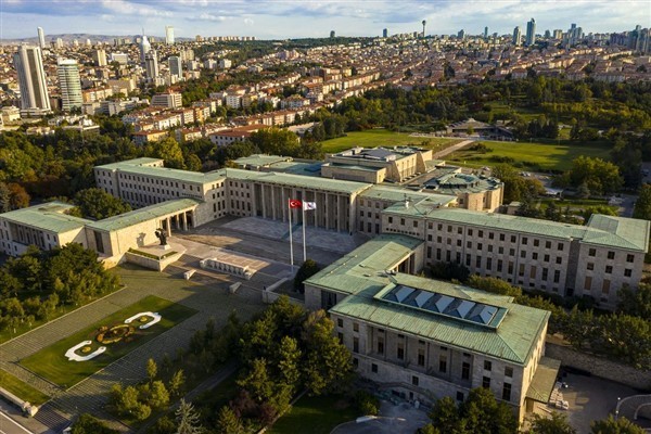 TBMM Başkanı Kurtulmuş, İstanbul 2 Nolu Barosu Başkanı Şamlı’yı kabul etti