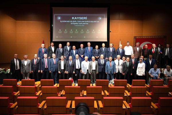 Başkan Büyükkılıç: Kayseri, büyükşehirlerin konforunu yaşatan bir şehir