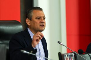 CHP Genel Başkanı Özel’den Eren Bülbül ve Ferhat Gedik için anma mesajı