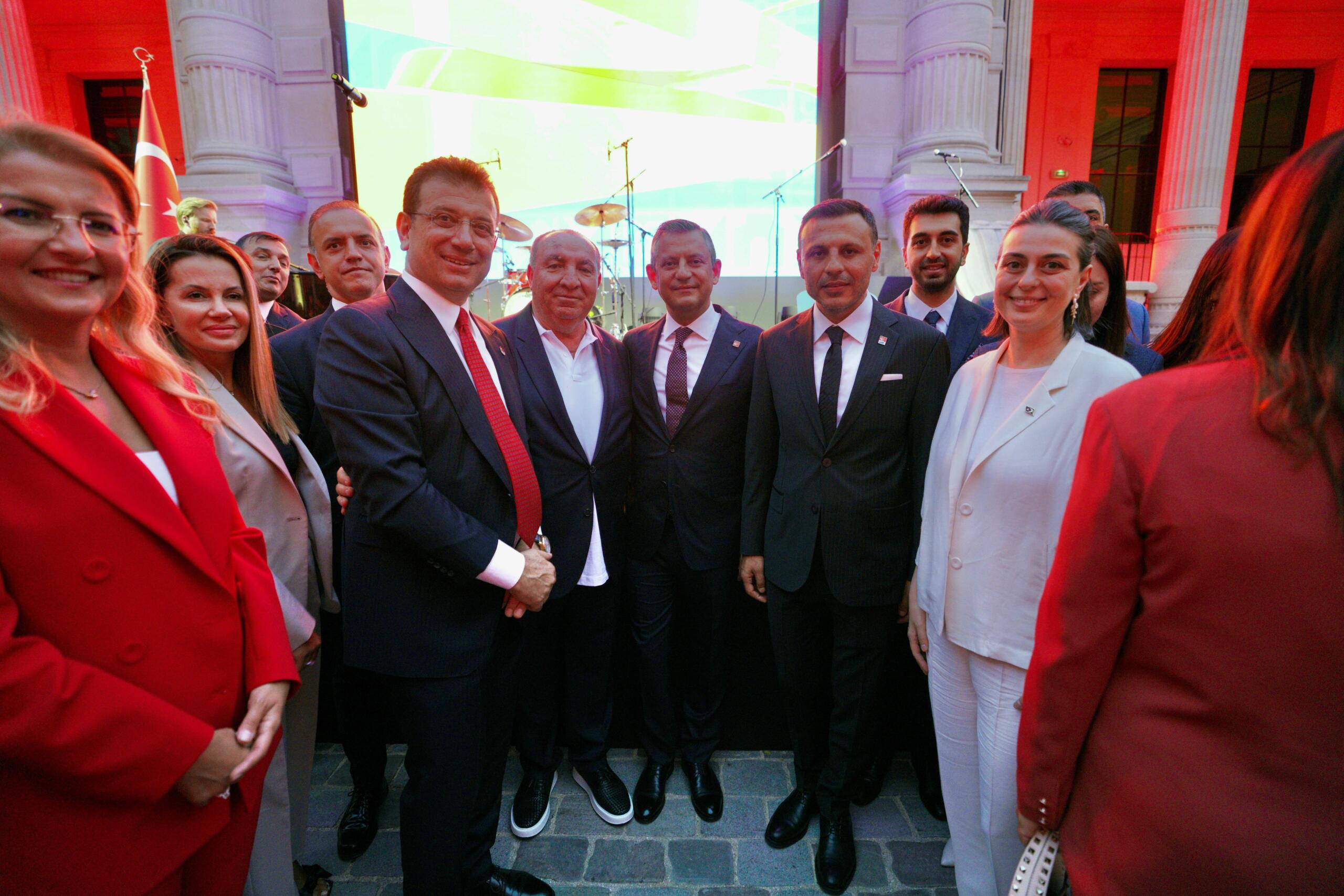 Başkan Ovalıoğlu, ”Palais Galliera”da İstanbul Evi’nin açılışına katıldı