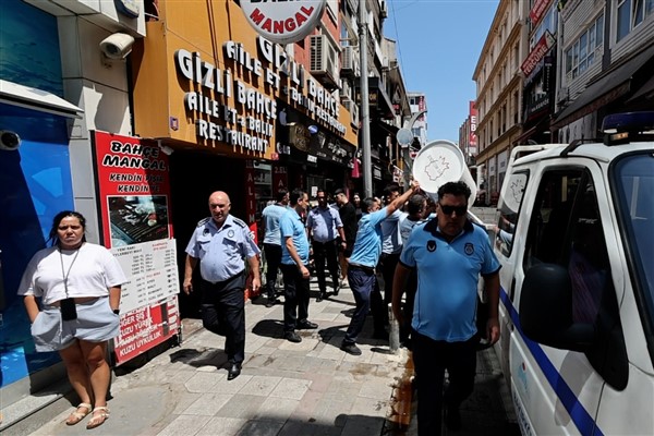 Bakırköy’de kaldırım işgallerine karşı denetim yapıldı